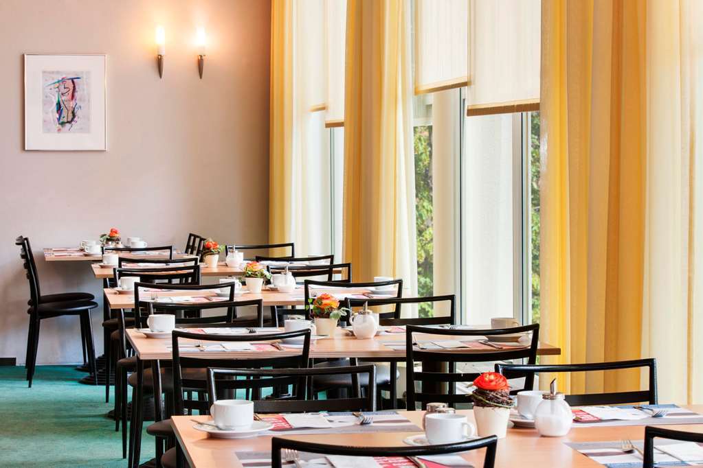 Intercityhotel Celle Restaurant photo